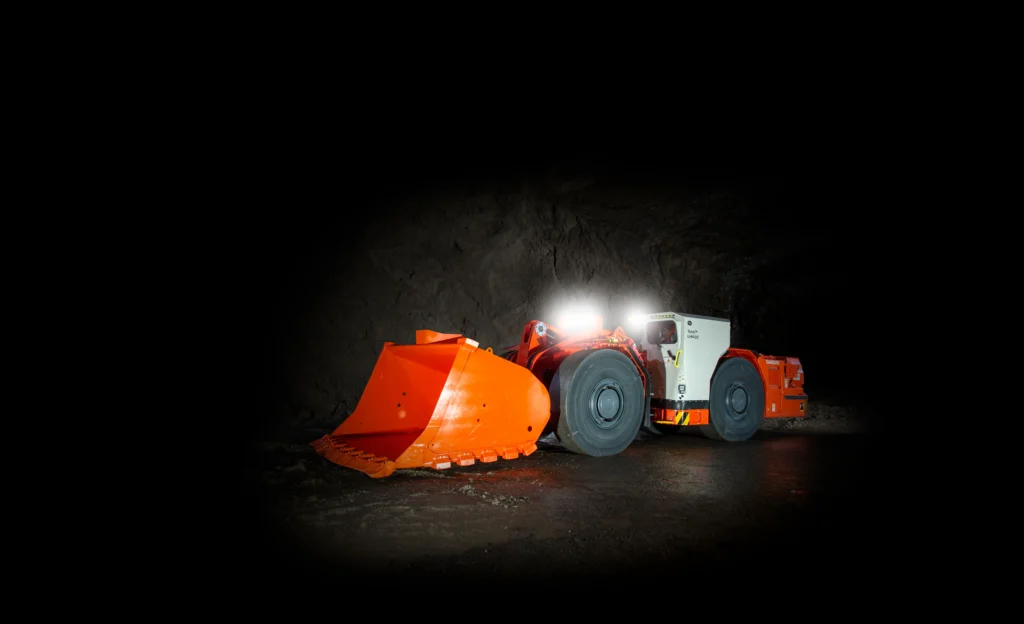 Toro&trade; LH410 | Sandvik Rental and Used