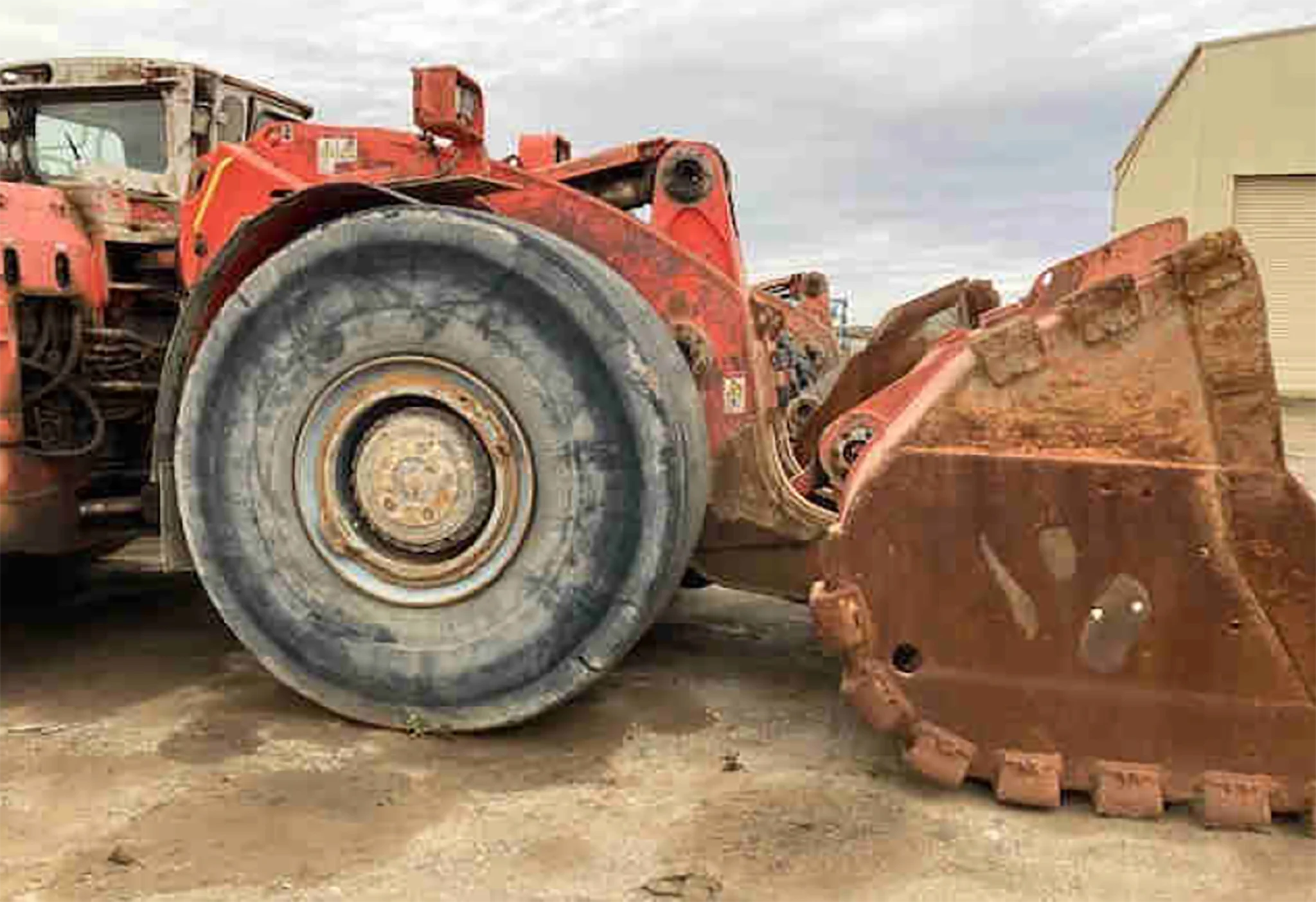Toro&reg; LH517 | Sandvik Rental and Used